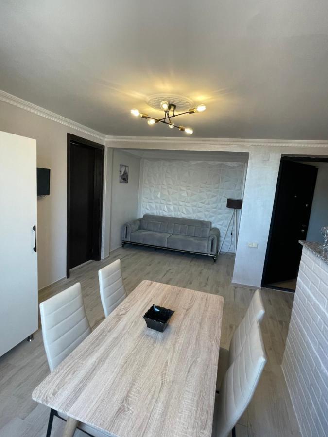 Hotel Chaika Kobuleti Luaran gambar