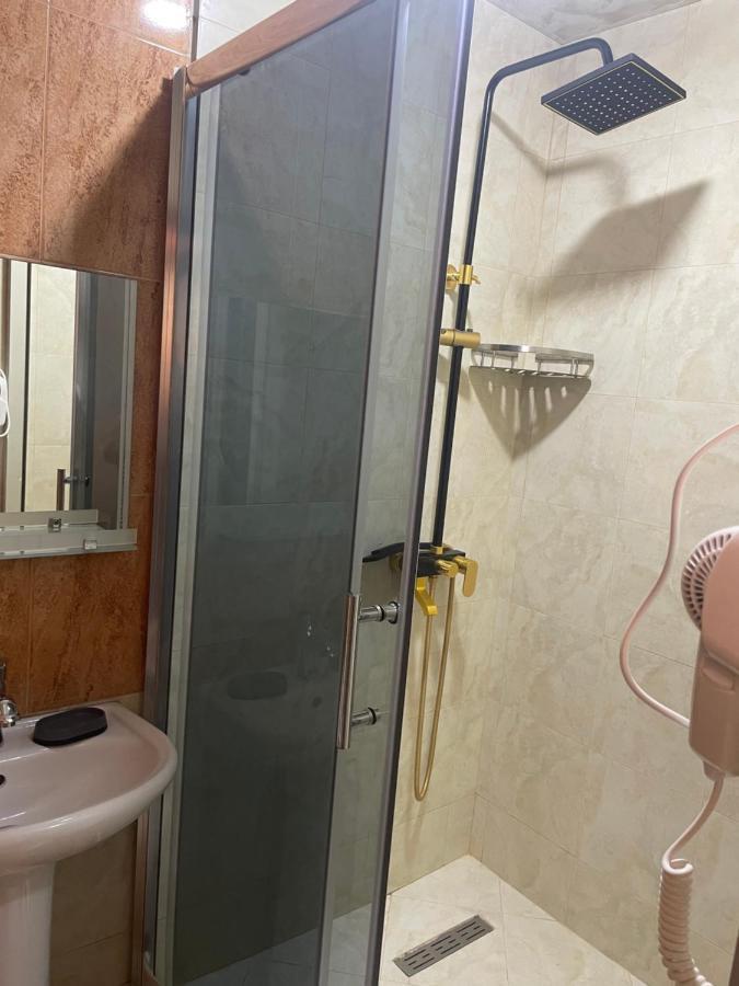 Hotel Chaika Kobuleti Luaran gambar